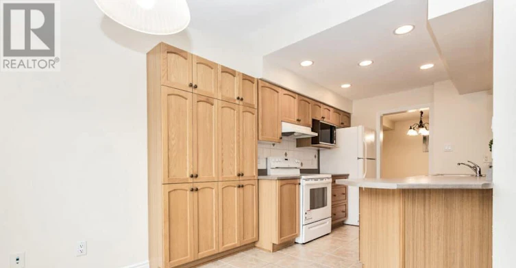 122 Saddlesmith Circle, Ottawa, ON, K2M 2Y6 - 11