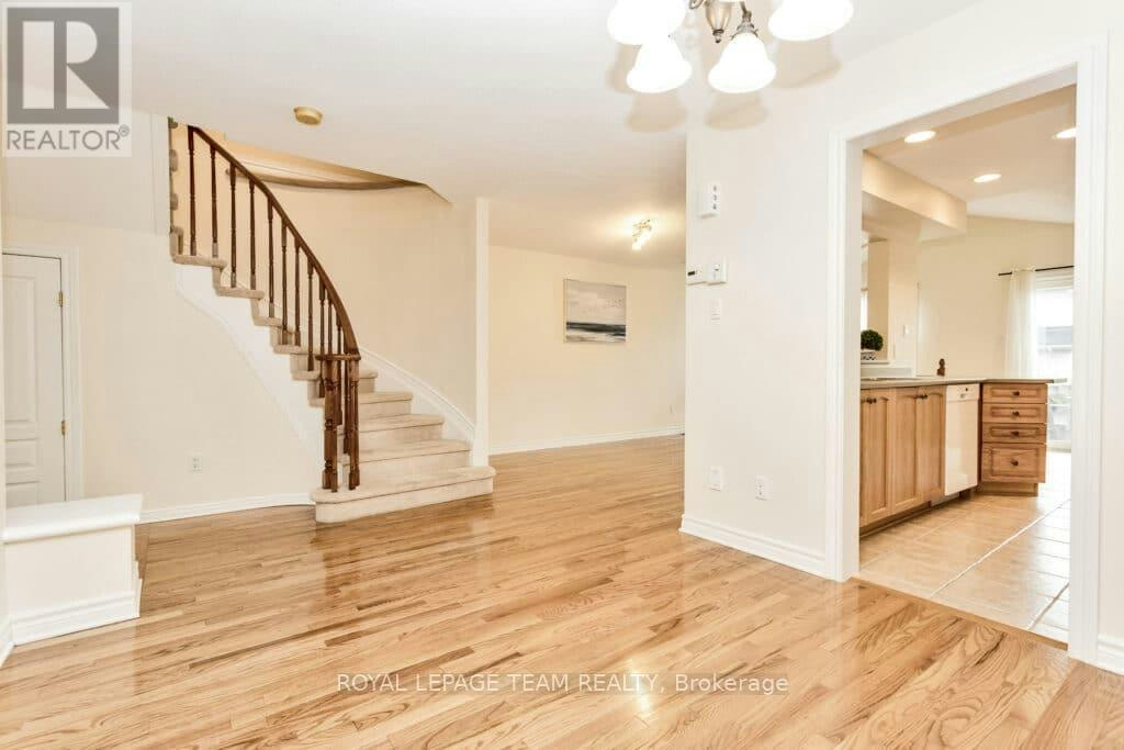 122 Saddlesmith Circle, Ottawa, ON, K2M 2Y6 - 6