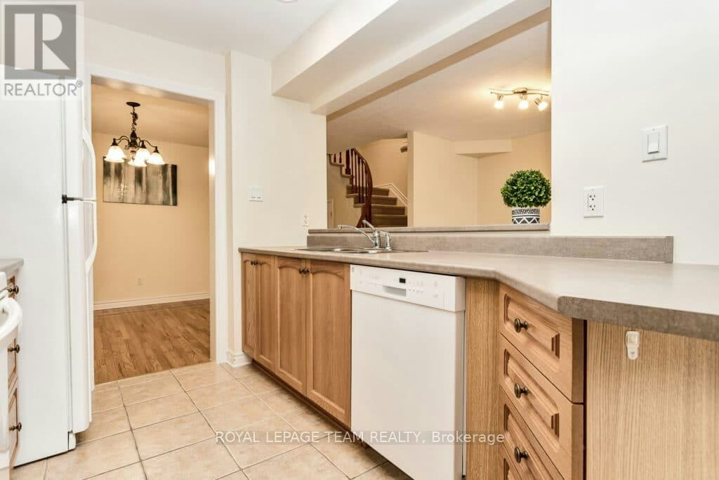 122 Saddlesmith Circle, Ottawa, ON, K2M 2Y6 - 13