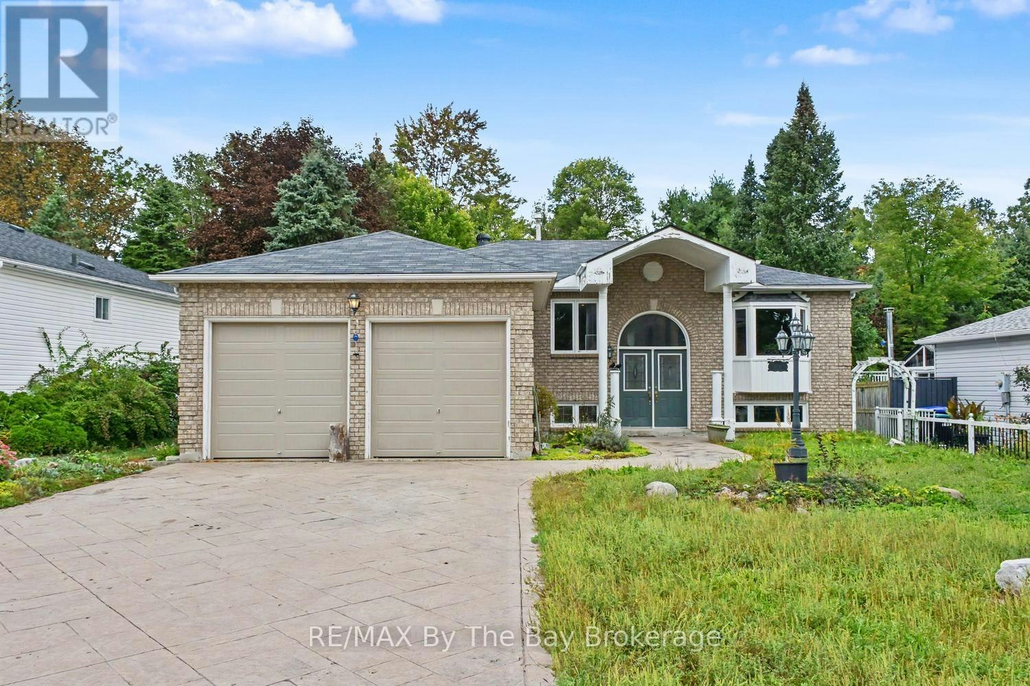 34 Caribou Trail, Wasaga Beach, ON, L9Z 1H6
