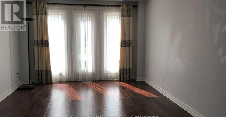 12 Atlantic Avenue, Markham, ON, L3P 7B6 - 9