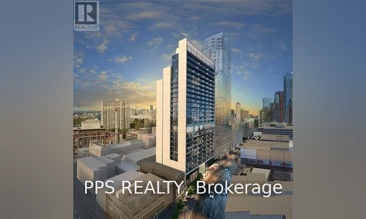 1007-330 Richmond Street W