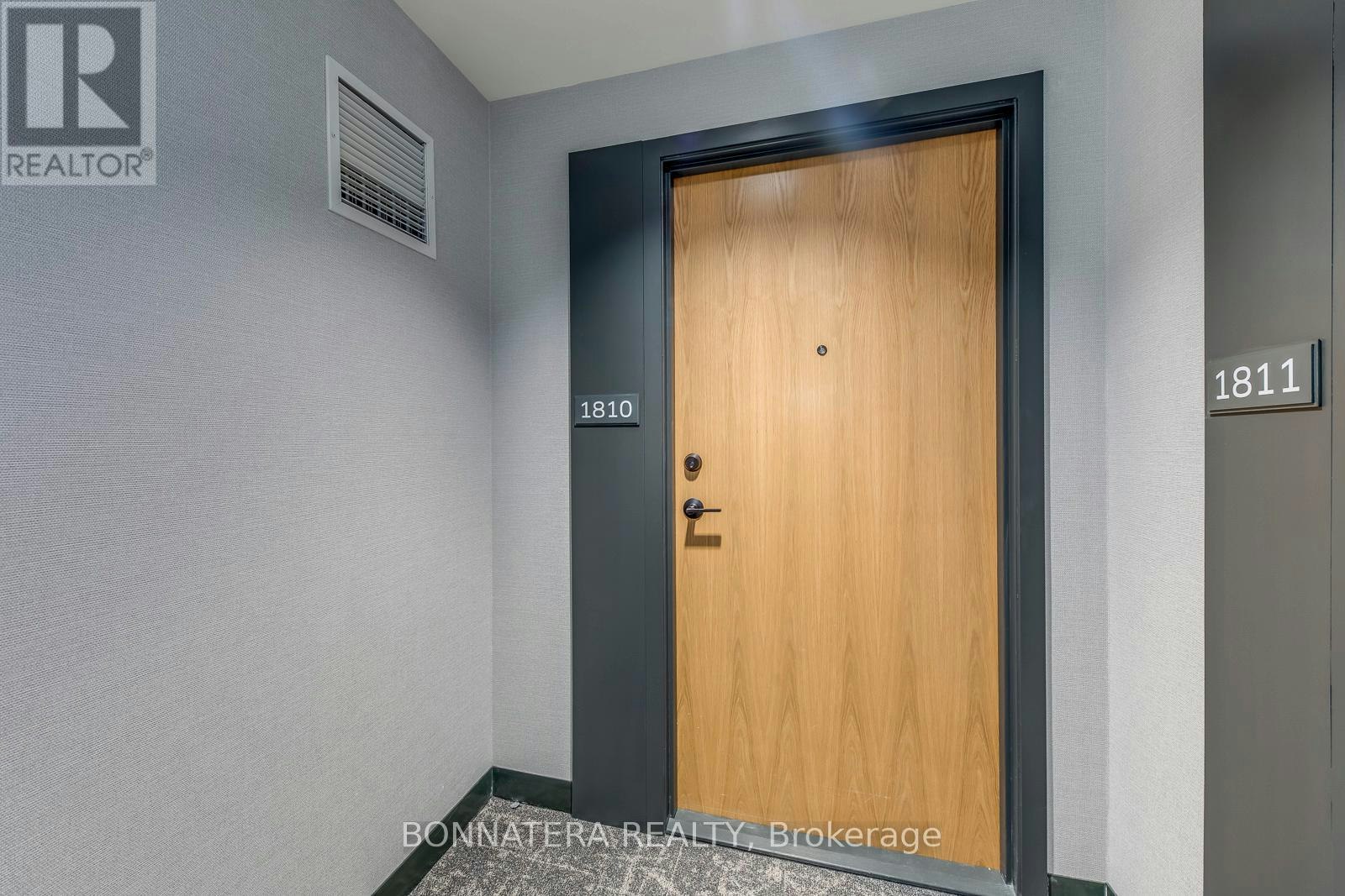 1810-2495 Eglinton Avenue W, Mississauga, ON, L5M 2T2 - 4