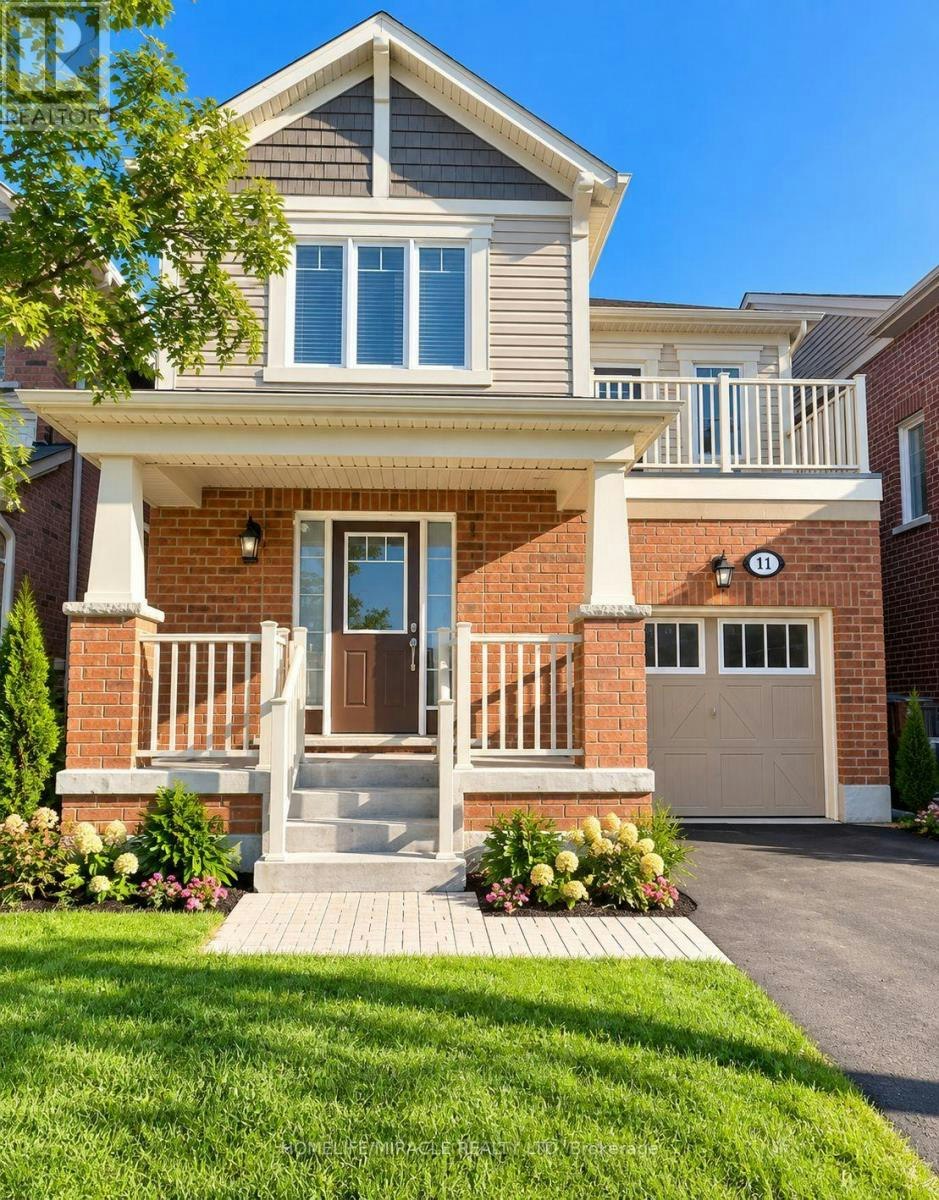 11 Bannister Crescent, Brampton, ON, L7A 4H2