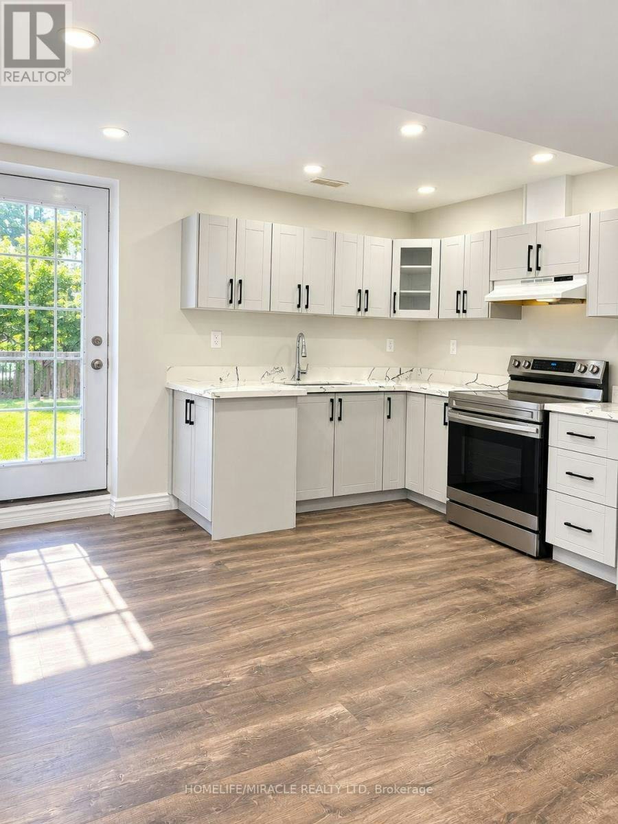 11 Bannister Crescent, Brampton, ON, L7A 4H2 - 3