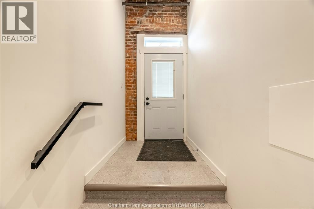 201-164 King Street West, Chatham-Kent, ON, N7M 1E3 - 7