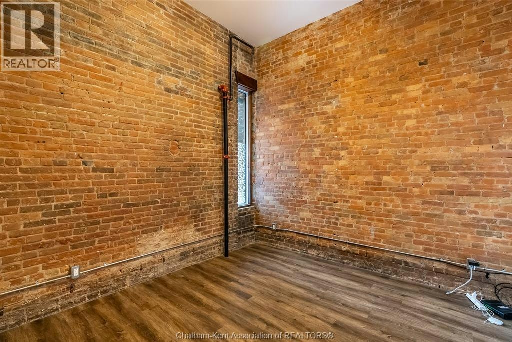 201-164 King Street West, Chatham-Kent, ON, N7M 1E3 - 12