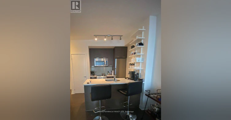 2510-295 Adelaide Street W, Toronto, ON, M5V 0L4 - 7