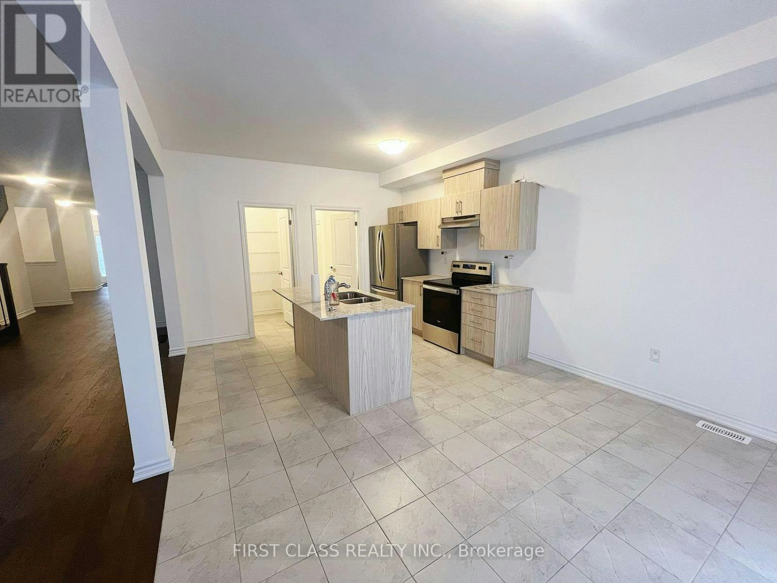 55 Wheatfield Road, Barrie, ON, L9J 0C2 - 4