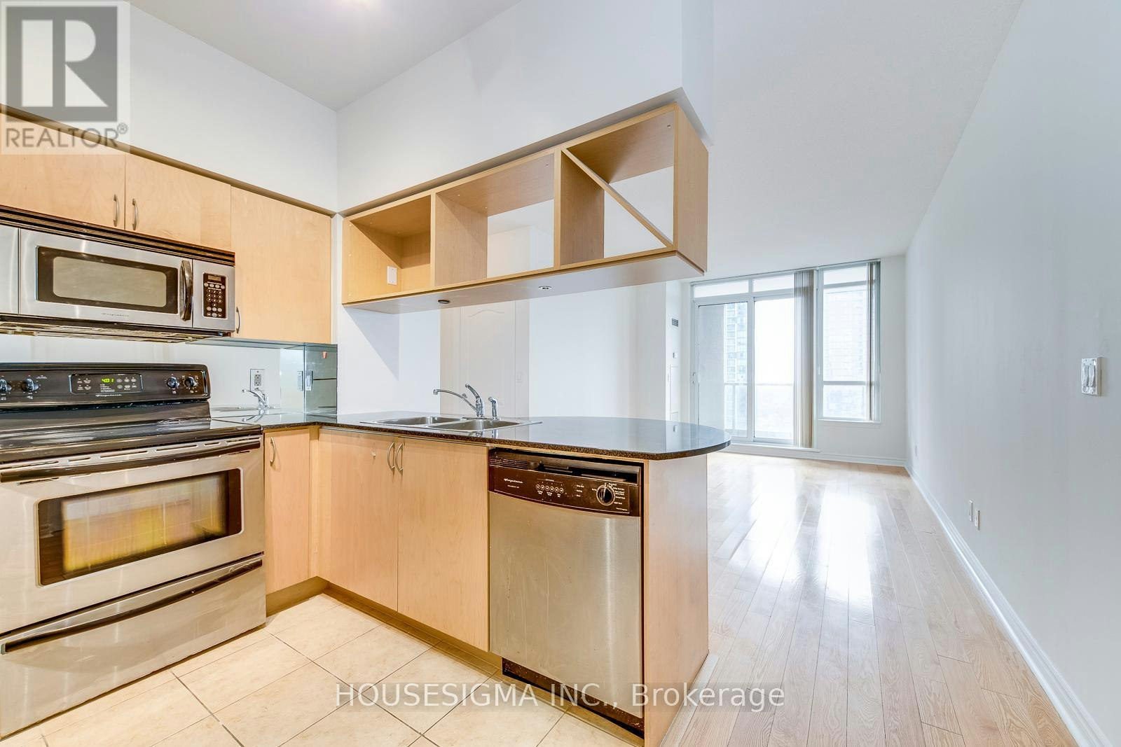 2703-4090 Living Arts Drive, Mississauga, ON, L5B 4M8 - 11