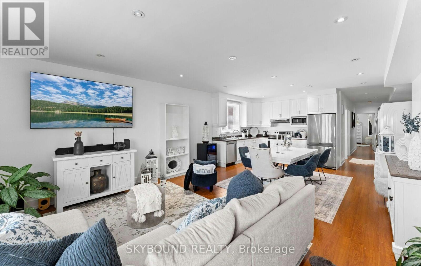 101 Ford Street, Toronto, ON, M6N 3A2