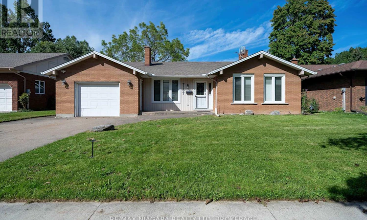 7107 Woodgate Street