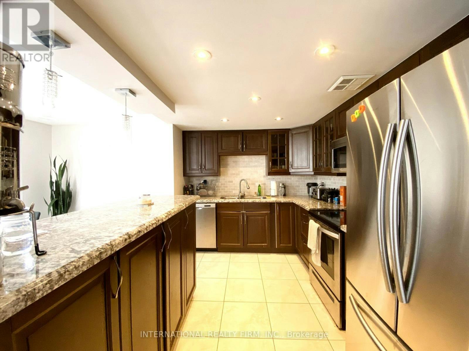 605-135 George Street S, Toronto, ON, M5A 4E8 - 8