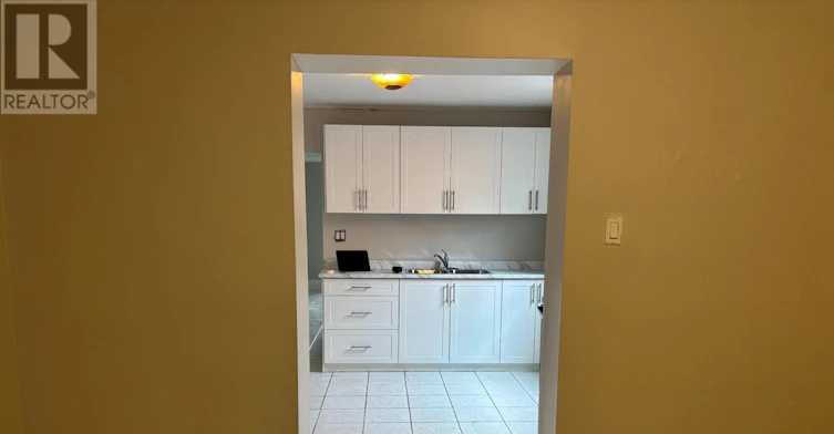 UPPER B-507 Oakwood Avenue, Toronto, ON, M6E 2W9 - 3