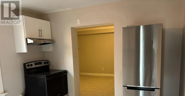 UPPER B-507 Oakwood Avenue, Toronto, ON, M6E 2W9 - 2