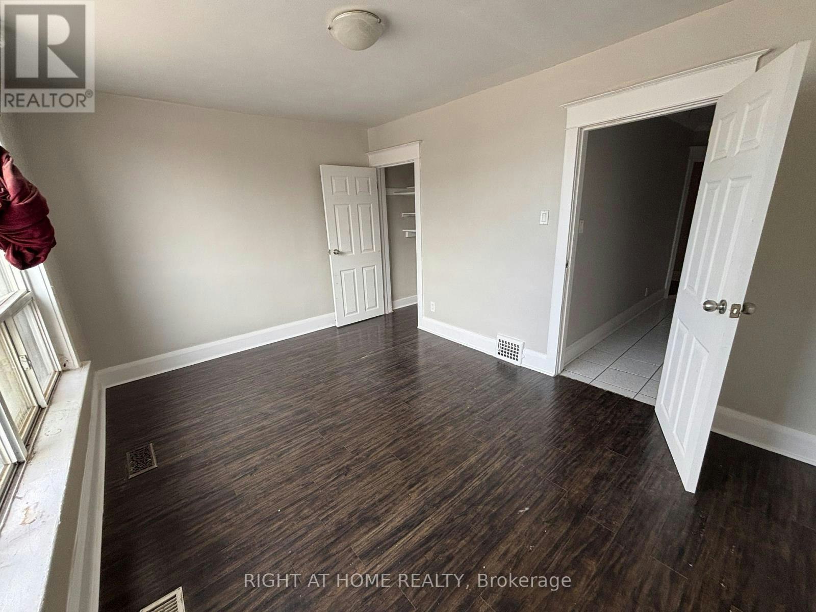 UPPER B-507 Oakwood Avenue, Toronto, ON, M6E 2W9 - 7