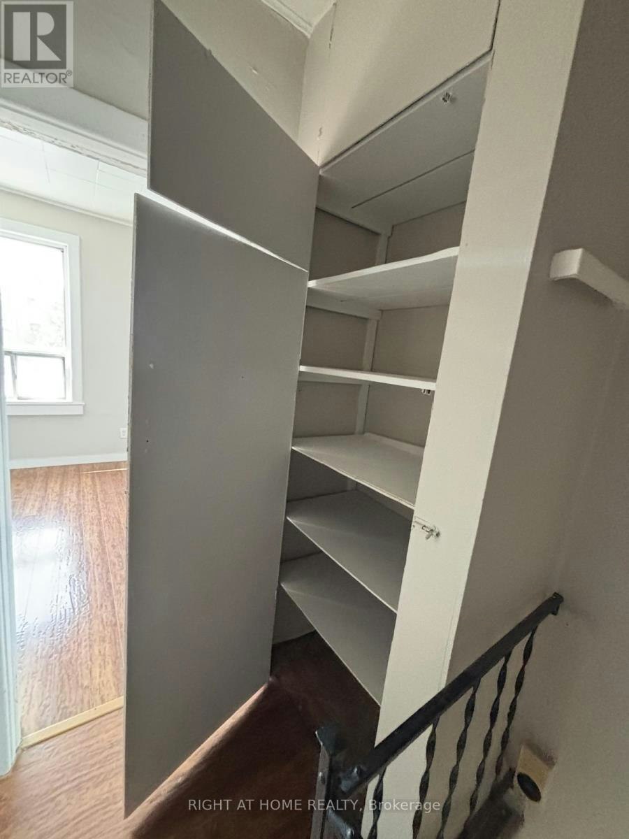 UPPER-505 Oakwood Avenue, Toronto, ON, M6E 2W9 - 12