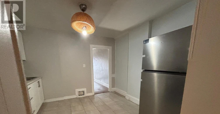 UPPER-505 Oakwood Avenue, Toronto, ON, M6E 2W9 - 3