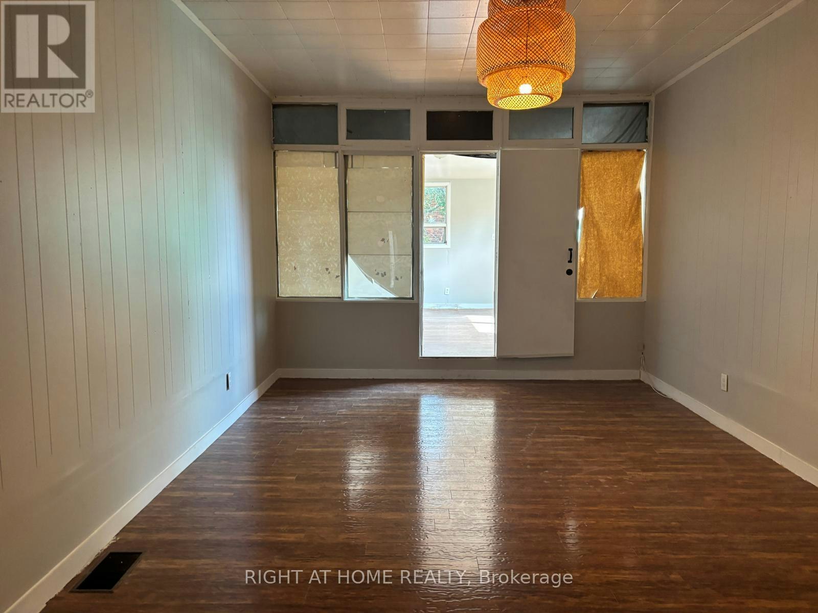 UPPER-505 Oakwood Avenue, Toronto, ON, M6E 2W9 - 5
