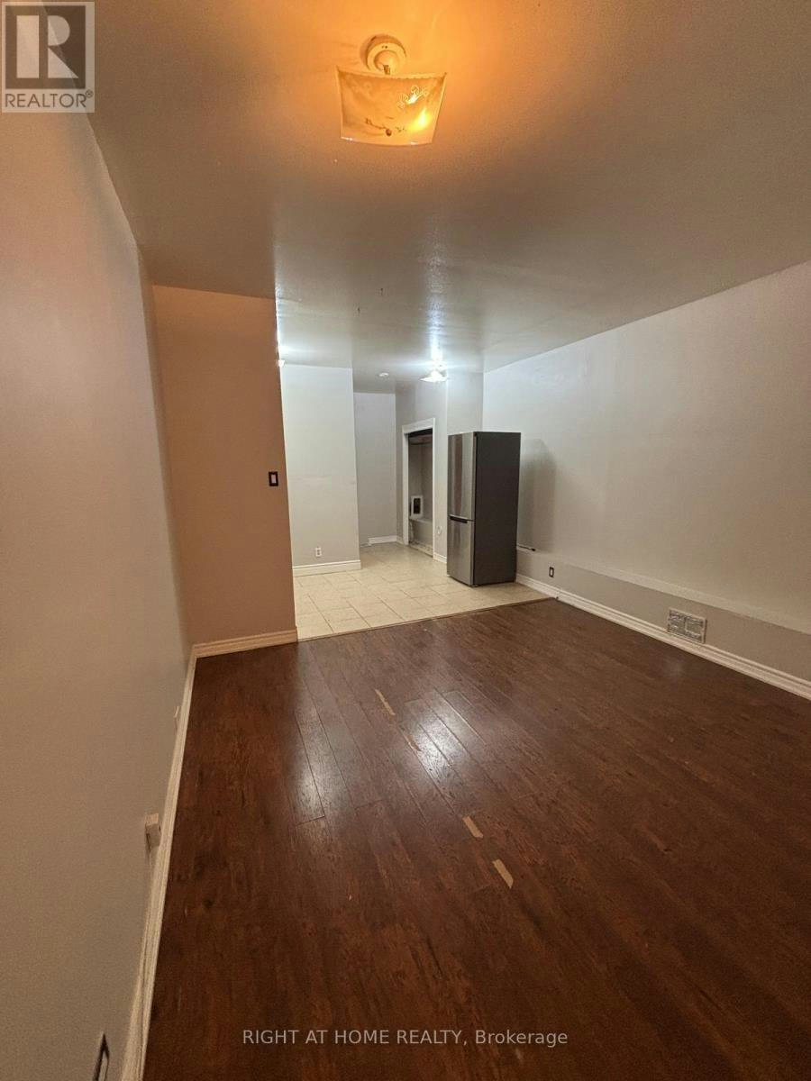 MAIN-505 Oakwood Avenue, Toronto, ON, M6E 2W9