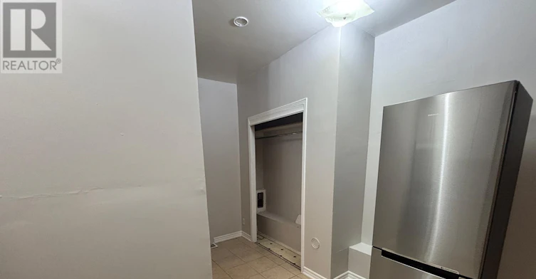 MAIN-505 Oakwood Avenue, Toronto, ON, M6E 2W9 - 5