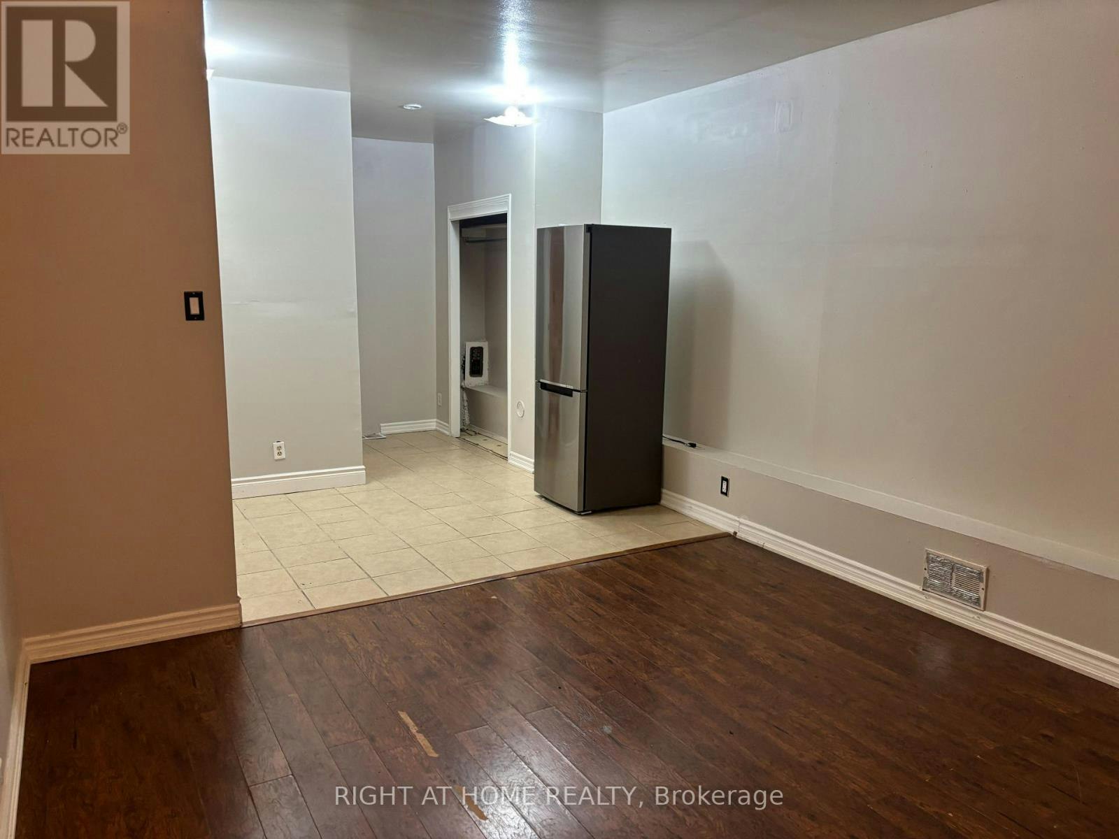 MAIN-505 Oakwood Avenue, Toronto, ON, M6E 2W9