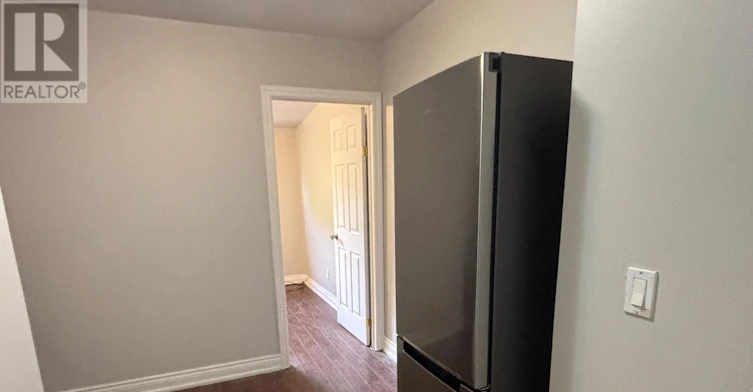 UPPER A-507 Oakwood Avenue, Toronto, ON, M6E 2W9 - 4