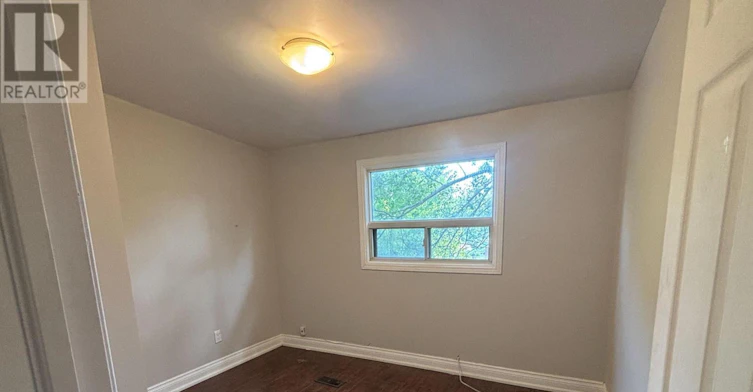 UPPER A-507 Oakwood Avenue, Toronto, ON, M6E 2W9 - 2