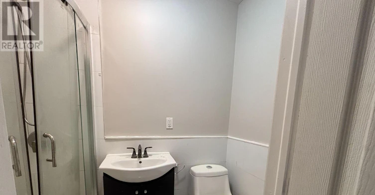 UPPER A-507 Oakwood Avenue, Toronto, ON, M6E 2W9 - 6