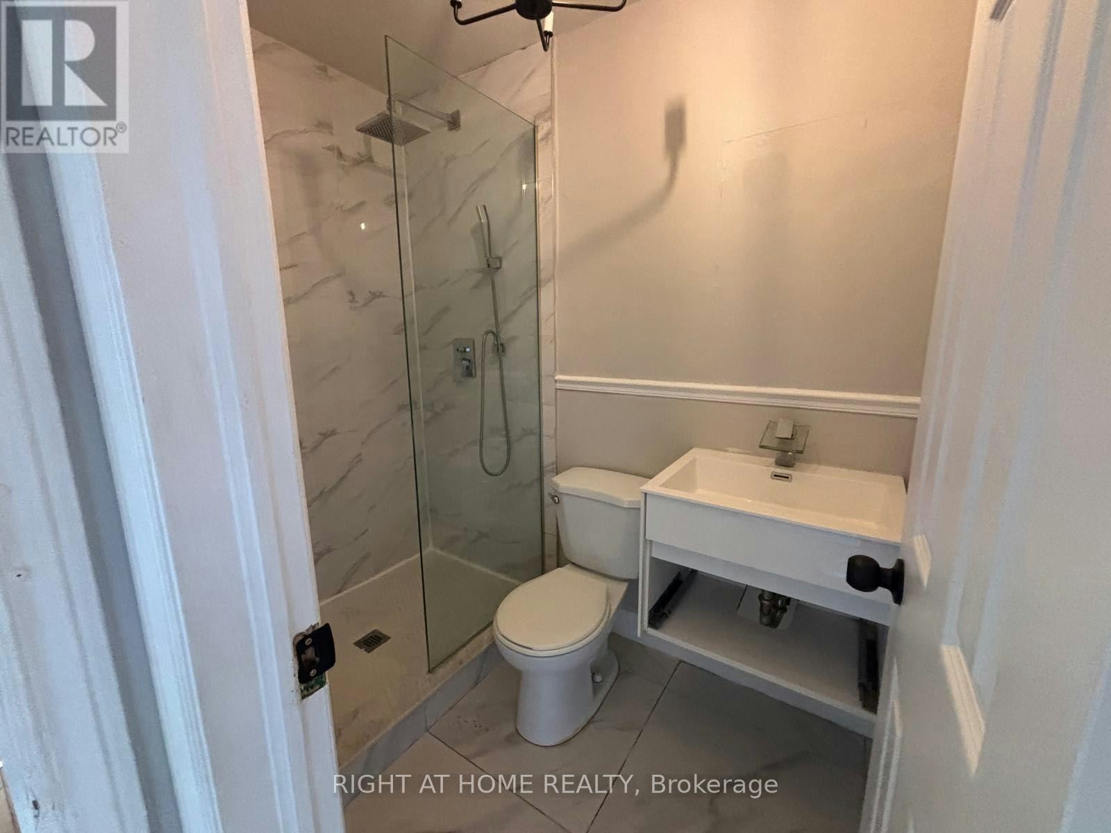 3 UPPER-503 Oakwood Avenue, Toronto, ON, M6E 2W9 - 7