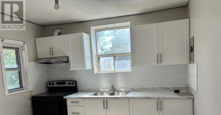 1 UPPER-503 Oakwood Avenue, Toronto, ON, M6E 2W9 - 10