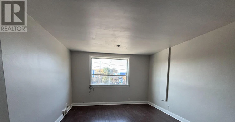 2 UPPER-503 Oakwood Avenue, Toronto, ON, M6E 2W9