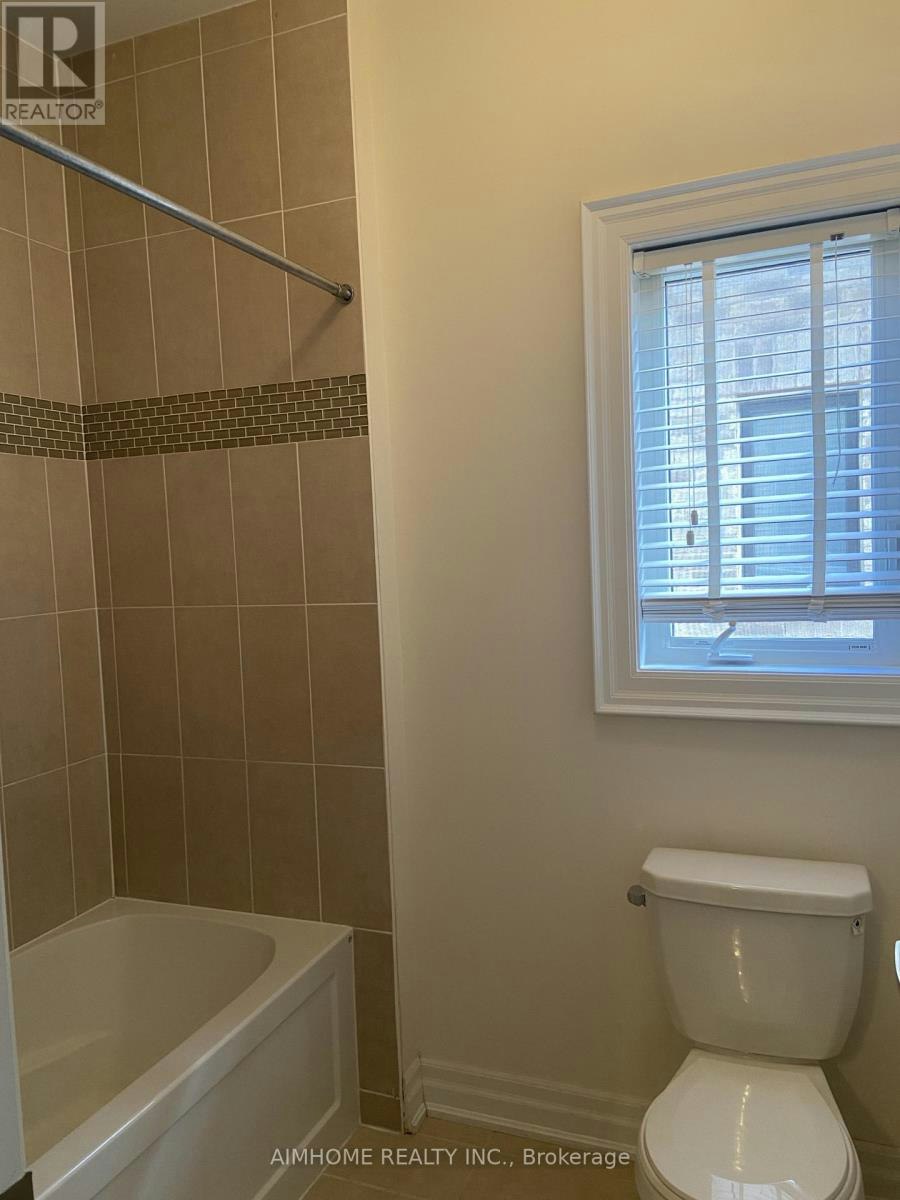 119 Hackwood Crescent, Aurora, ON, L4G 0T9 - 11