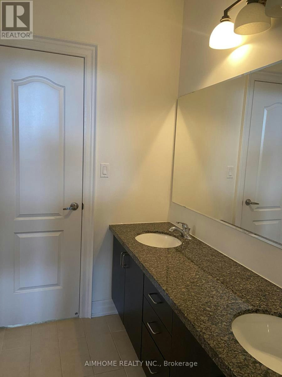 119 Hackwood Crescent, Aurora, ON, L4G 0T9 - 10