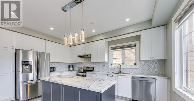 99 Mcknight Avenue N, Hamilton, ON, L8B 0T8 - 7