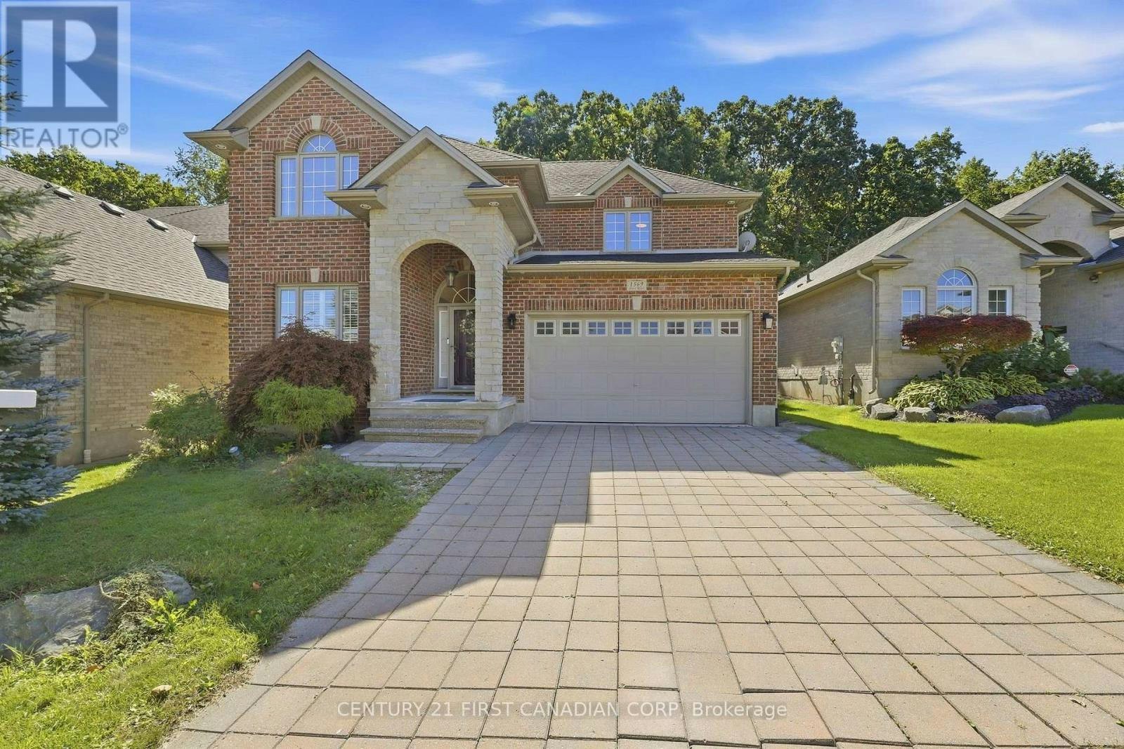 1569 Shore Road, London, ON, N6K 4Z5
