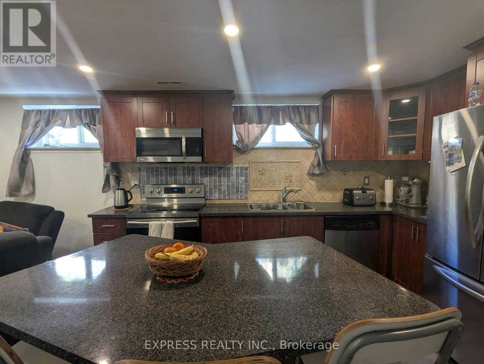 BSMT-105 Faye Drive, Toronto, ON, M2J 3S7 - 17