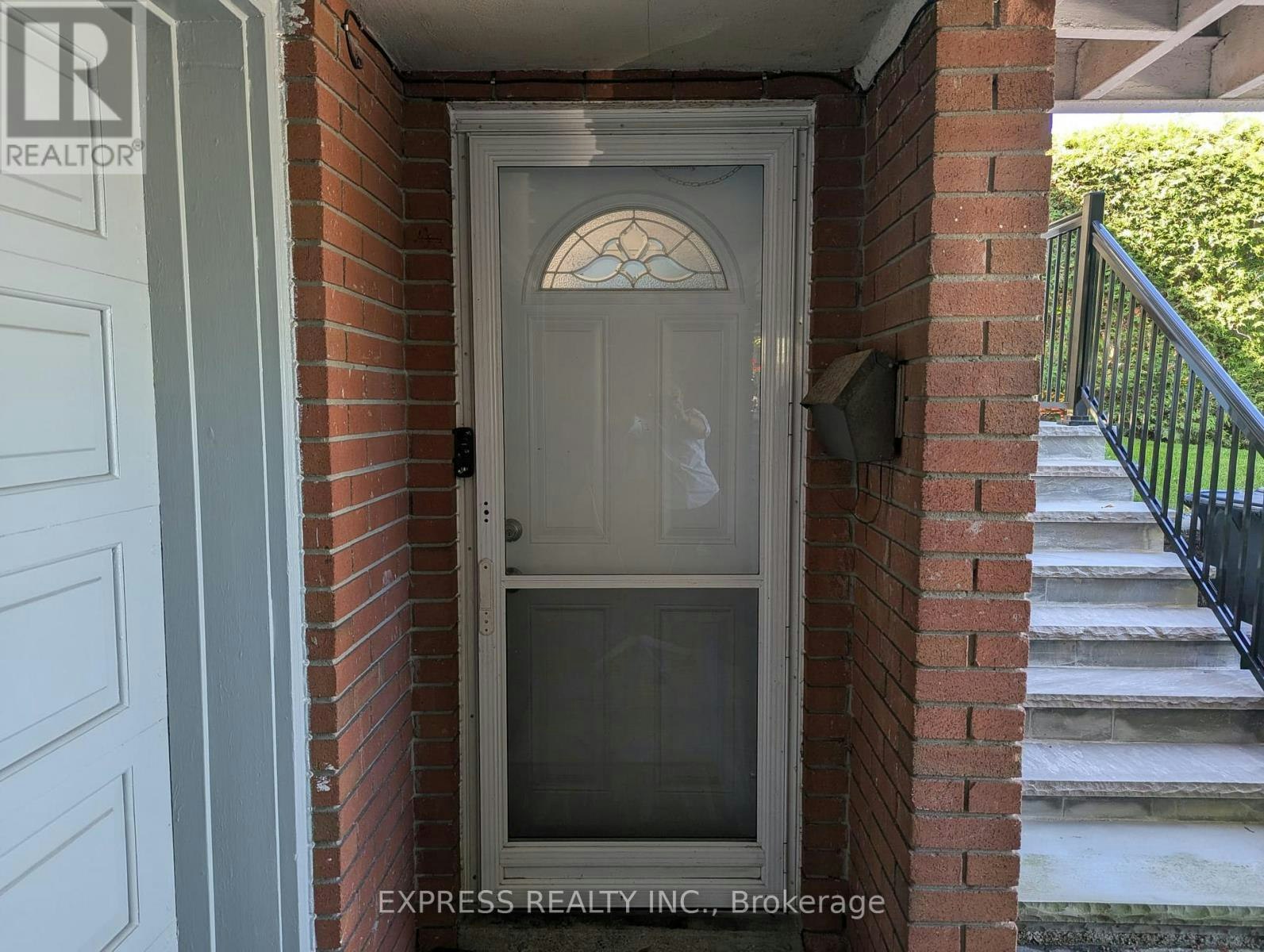 BSMT-105 Faye Drive, Toronto, ON, M2J 3S7 - 3