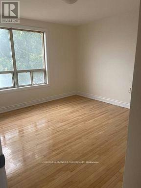 MAIN-220 Bloor Street W, Oshawa, ON, L1J 1P8 - 5