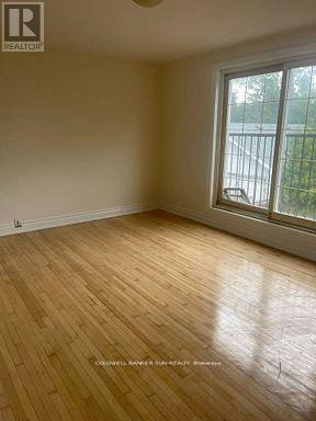 MAIN-220 Bloor Street W, Oshawa, ON, L1J 1P8 - 6
