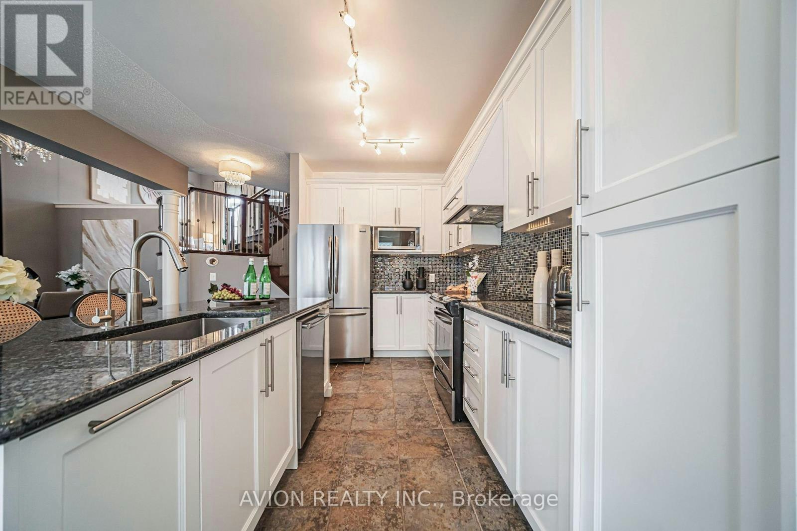 46 Rogers Trail, Bradford West Gwillimbury, ON, L3Z 0G5 - 7