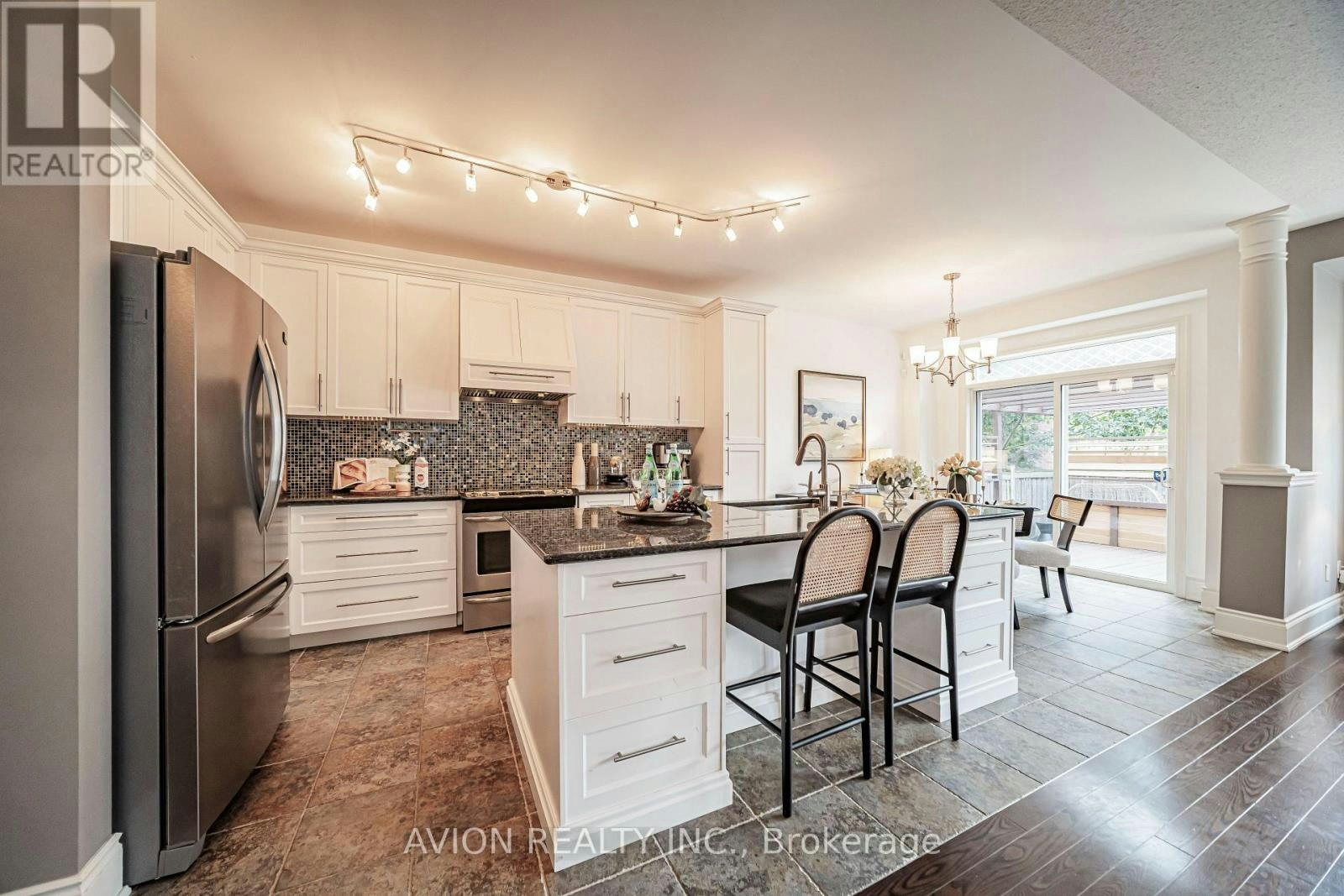 46 Rogers Trail, Bradford West Gwillimbury, ON, L3Z 0G5 - 4