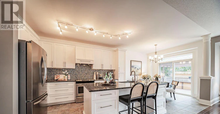 46 Rogers Trail, Bradford West Gwillimbury, ON, L3Z 0G5 - 4