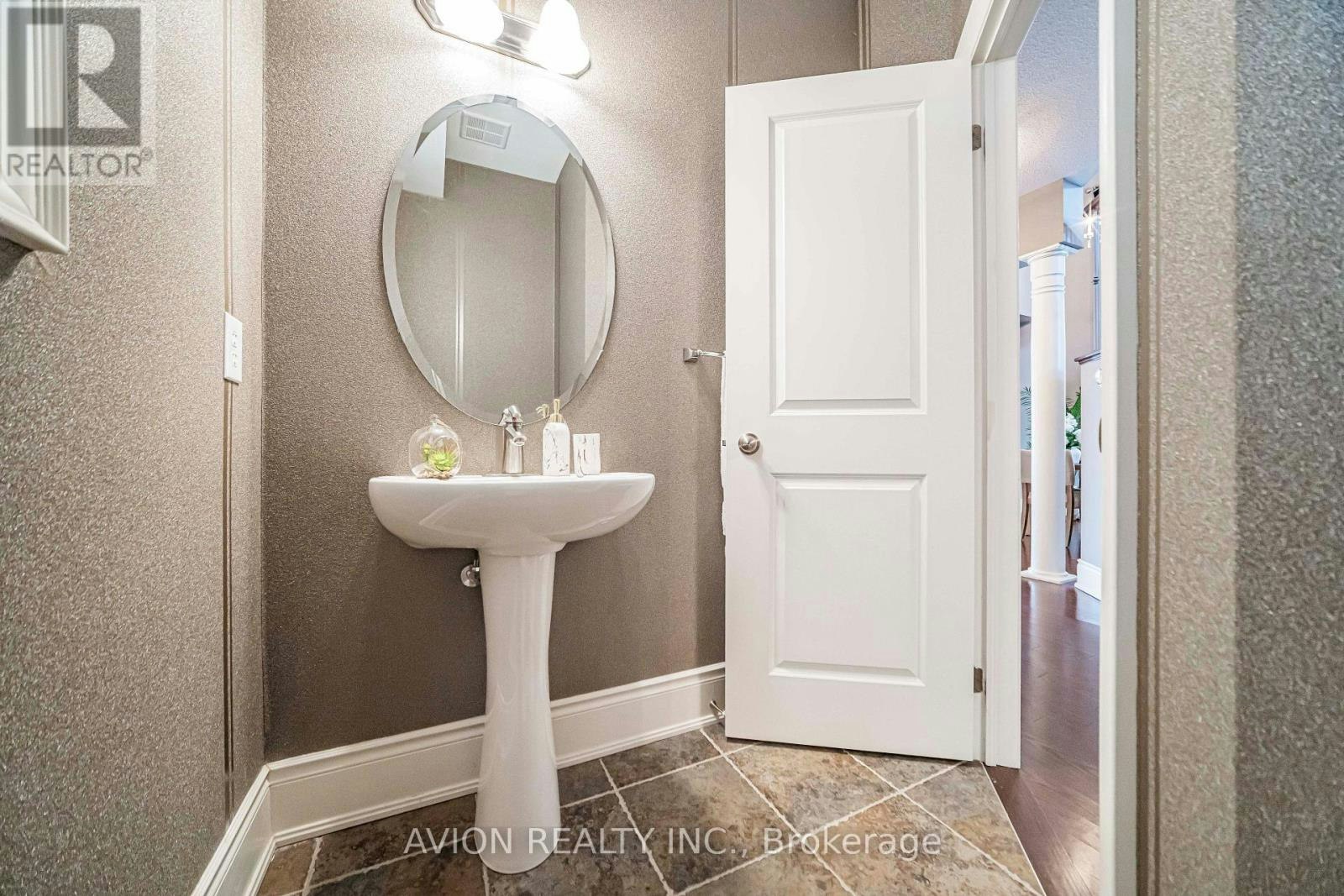 46 Rogers Trail, Bradford West Gwillimbury, ON, L3Z 0G5 - 37
