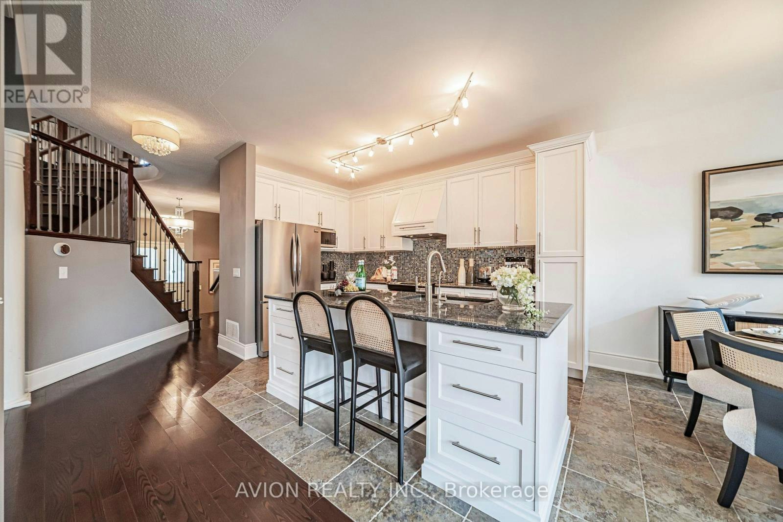 46 Rogers Trail, Bradford West Gwillimbury, ON, L3Z 0G5 - 6