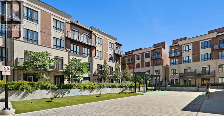 15-4045 Hickory Drive, Mississauga, ON, L4W 0G6 - 2