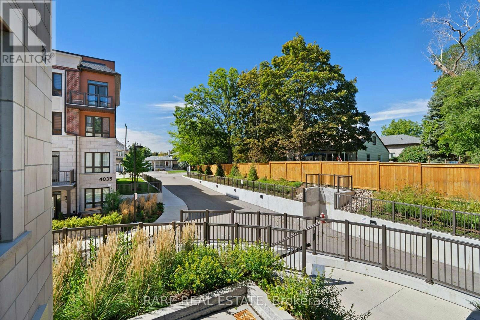15-4045 Hickory Drive, Mississauga, ON, L4W 0G6 - 25