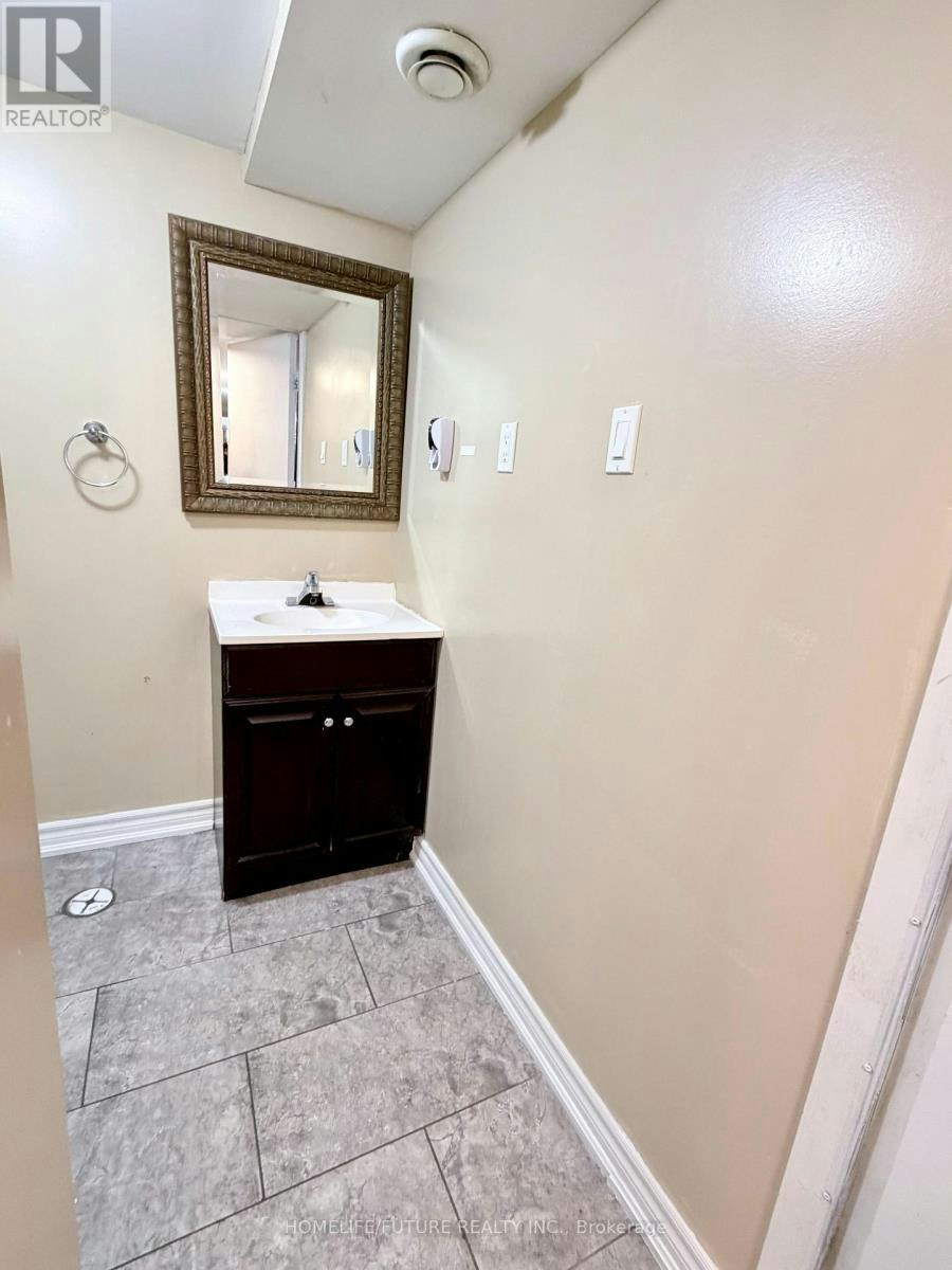 BSMT-22 Gamson Crescent, Brampton, ON, L6R 0V8 - 5
