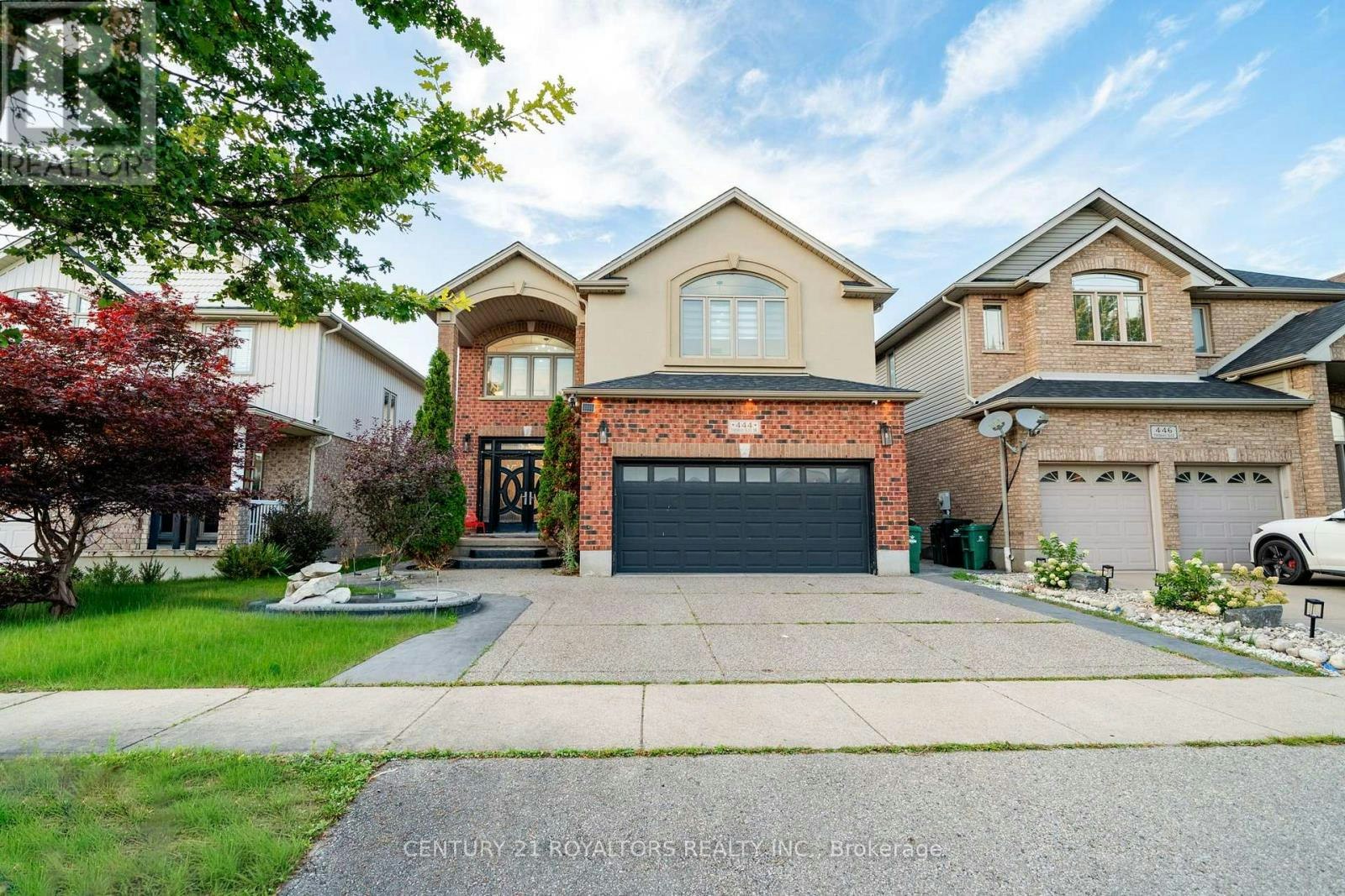 444 Thomas Slee Drive, Kitchener, ON, N2P 2X6