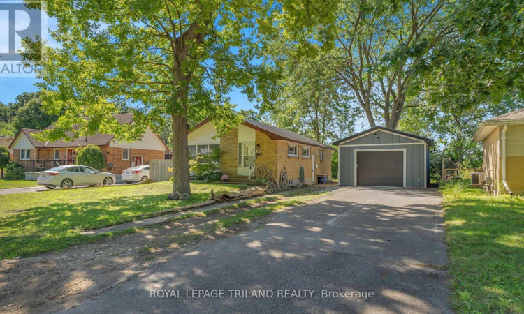 93 Manitoulin Drive